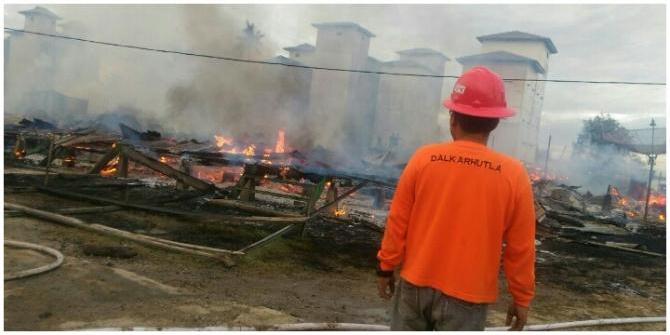 LAGI, Pelalawan Membara, Sembilan Ruko di Pangkalan Panduk Kerumutan Habis Dilalap Api