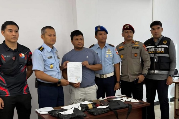 Lagi dan Lagi ! Upaya Penyelundupan 5 Kg Sabu Melalui Bandara SSK II Terbongkar