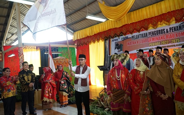 Pengurus Ikatan Keluarga Minang  Riau Komplek Periode 2022-2025 Resmi Dilantik