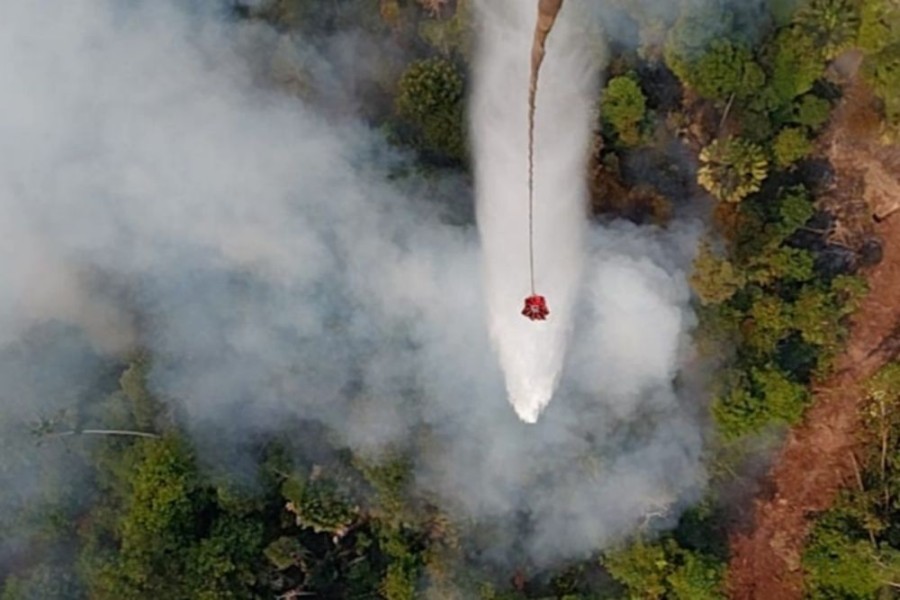 Gempur Karhutla Riau, Helikopter BNPB Lakukan 545 Kali Pengeboman Air