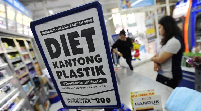 Mulai Hari Ini, Alfamart dkk Kembali Kenakan Biaya Kantong Plastik Rp 200 per Lembar