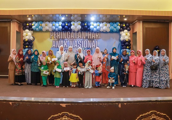 Sulastri Agung Apresiasi Kegiatan Hari Anak Nasional di Kecamatan Pekanbaru Kota