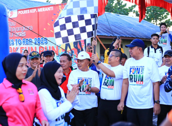 Bupati Asmar Lepas Fun Run 7,9K