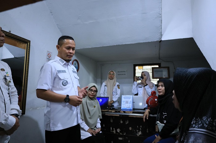 WARGA PEKANBARU,   Desil Bermasalah, Lapornya di Sini!