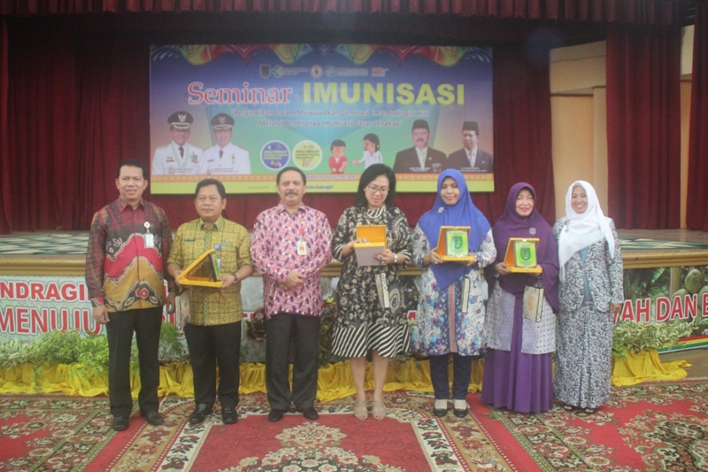 Sekda Apresiasi Penyelenggaraan Seminar Imunisasi di Inhil