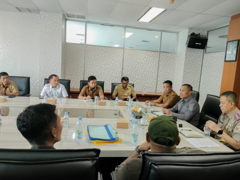 Bahas Status Lahan dan Kondisi Permukiman, Wabup Bagus Terima Audiensi Masyarakat Air Raja