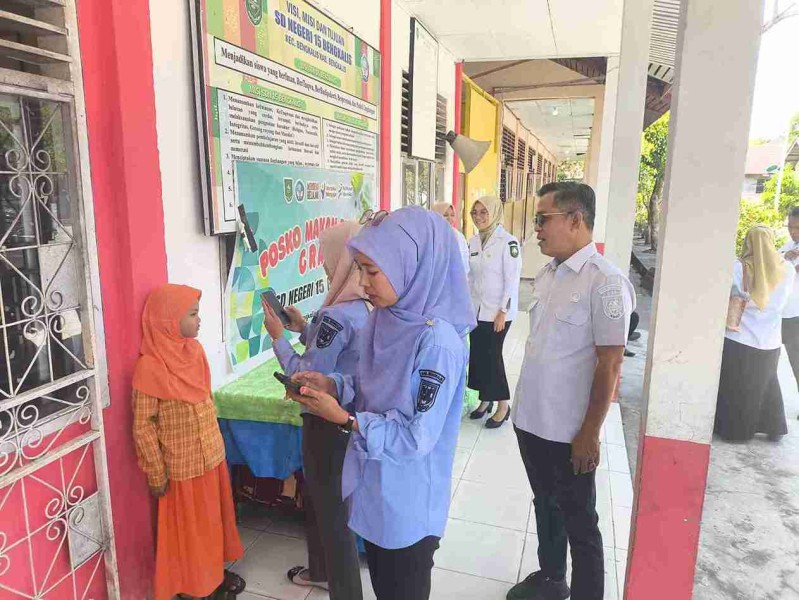 Disdukcapil Bengkalis Gencarkan Inovasi JEBOL MASTER Go To School, Himpun 585 Berkas Permohonan KIA