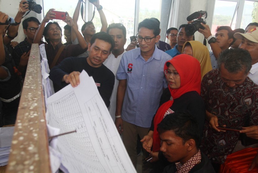 Di Kota Padang, Sandiaga Dipanggil 'Wapres Ganteng'. Selma: Saya Tak akan Cuci Tangan Bekas Salaman Sama Pak Sandi...