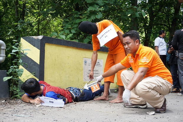 Sadis! Kakak Beradik Habisi Nyawa Siswa SD, Usai Tewas Dicekik, Anus Korban Ditusuk Pakai Bambu