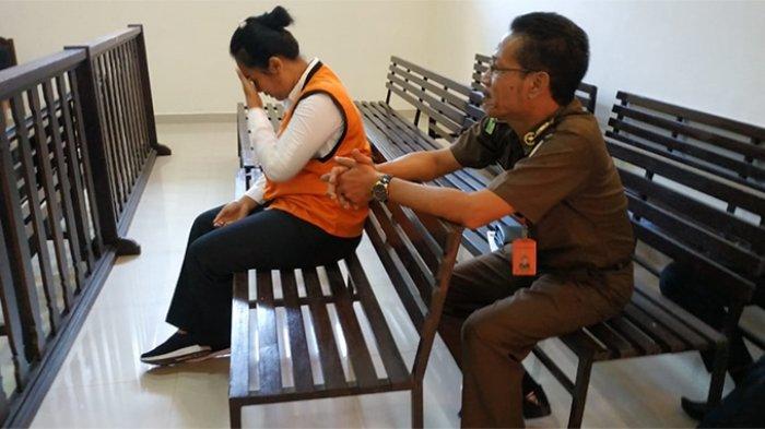 Ngaku Masih Perawan ke Calon Suami, Janda Cantik Tiga Anak Ini Mewek-mewek Minta Ampun ke Majelis Hakim