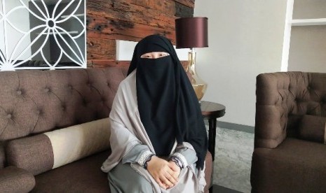 Terinspirasi karena Sering Lihat Video Zakir Naik di Youtube, Ashalina Safa Malaika Mantap Memilih Jalan Islam
