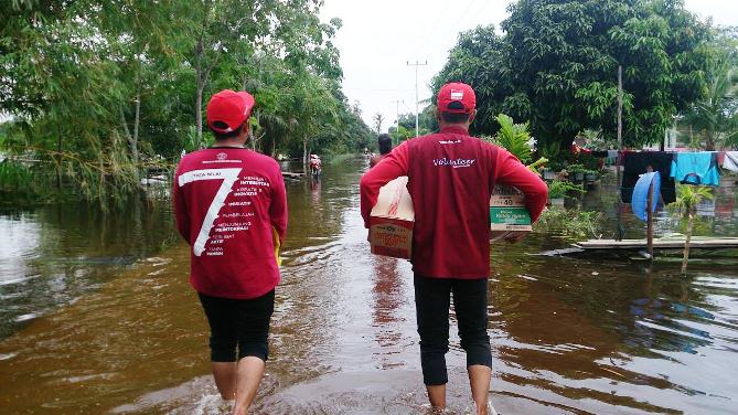 PKUPU HI Pekanbaru Bantu Banjir di Desa Sering Pelalawan