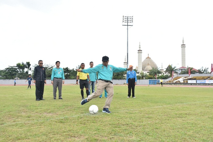 Buka Universitas Pahlawan Cup II 2020, Bupati Kampar: Jadilah Pemuda yang Berkarakter