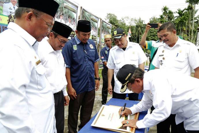 Bupati HM Wardan Resmikan Program DMIJ di Kecamatan Reteh, Ini Pesannya