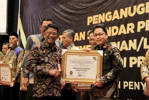 Pemkab Inhil Raih Piagam Penghargaan Dari Ombudsman RI
