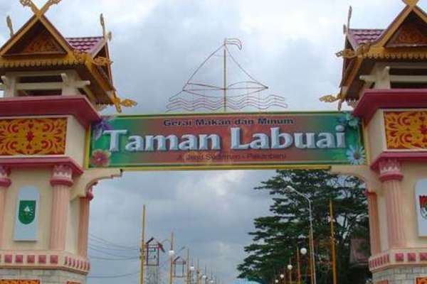Gesa Pengurusan Administrasi, Pemko Siap Jadikan Taman Labuai Pekanbaru Sebagai Pusat Kuliner dan Cinderamata