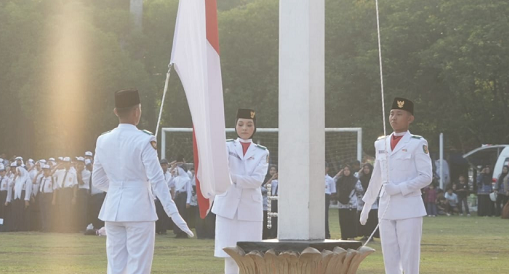 Penurunan Bendera HUT RI ke-81 di Lapangan Limuno Berlangsung Khidmat