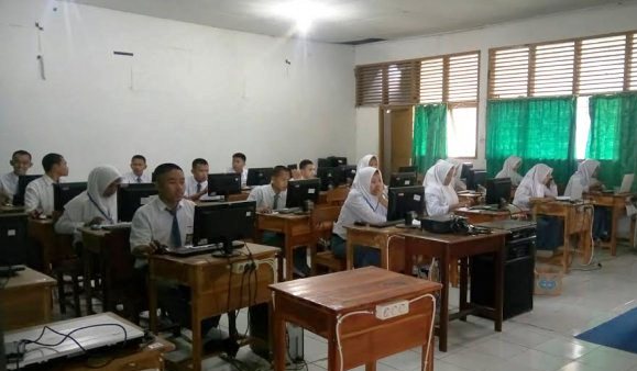 Alhamdulillah... Pelaksanaan USBN di 950 Sekolah di Riau Berjalan Lancar
