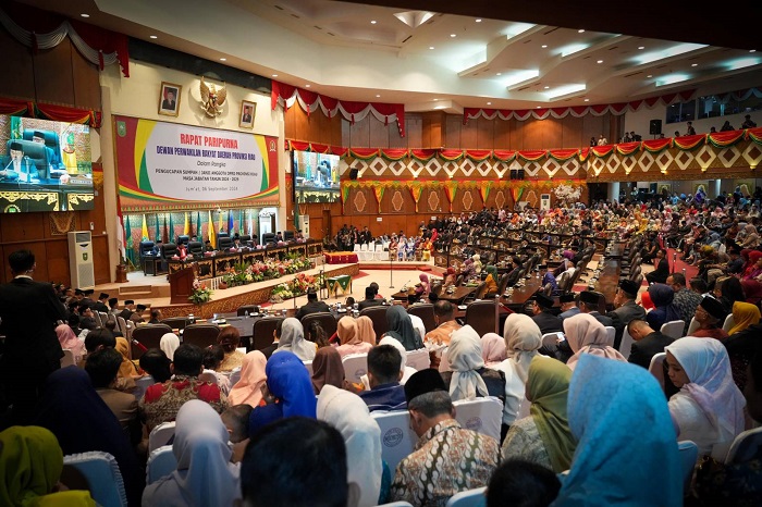 Pj. Bupati Kampar Hadiri Pengucapan Sumpah/Janji Anggota DPRD Provinsi Riau Masa Jabatan 2024-2029