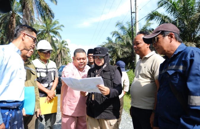 Afni : Biarlah kita Bangun Jalan nyicil, Setidaknya Masyarakat Tahu kita Kerja!