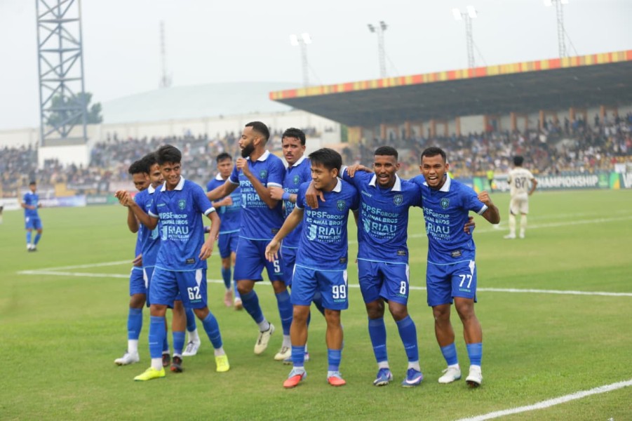 PSPS Pesta Gol, Askar Bertuah Kokoh di Puncak Klasemen