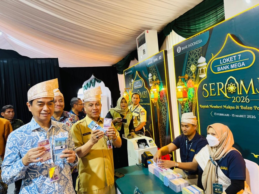 Program Serambi 2026 BI Riau Disambut Antusias, Warga Tukar Uang Baru Sekaligus Nikmati Pasar Murah