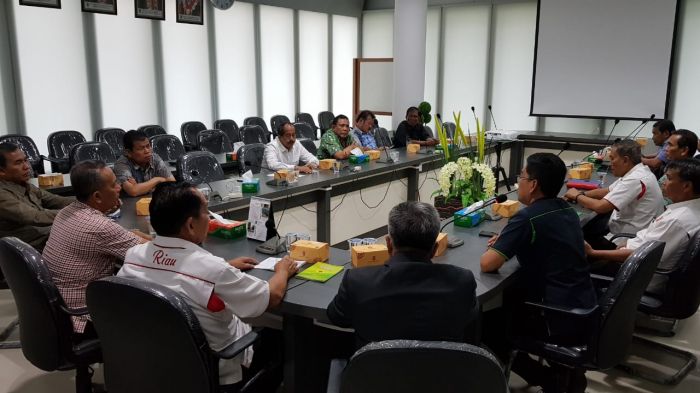 KONI Riau Jajaki Kerjasama Kelola Sport Science dengan UIR