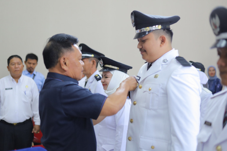 Plt Bupati Asmar Lantik 17 Pj Kepala Desa