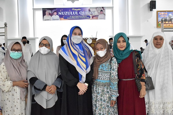 Pemkab Indragiri Hulu Gelar  Peringatan Nuzulul Qur'an di Desa Seresam