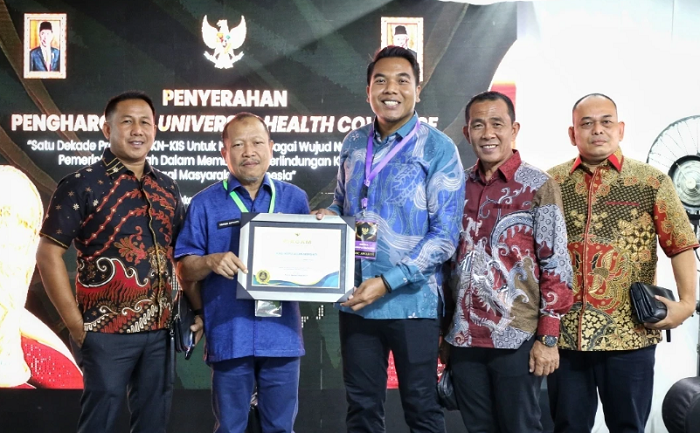 Pemkab Meranti Kembali Raih Penghargaan di UHC Award 2024