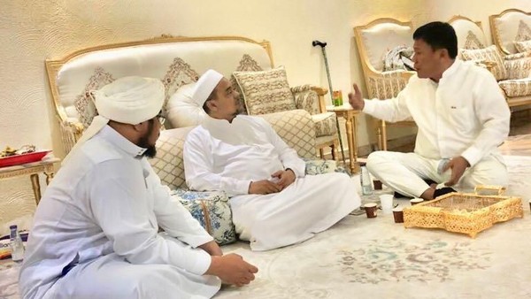 Marak Virus Corona, Habib Rizieq Berhati-hati Terima Tamu, 'Hanya Waspada Saja'