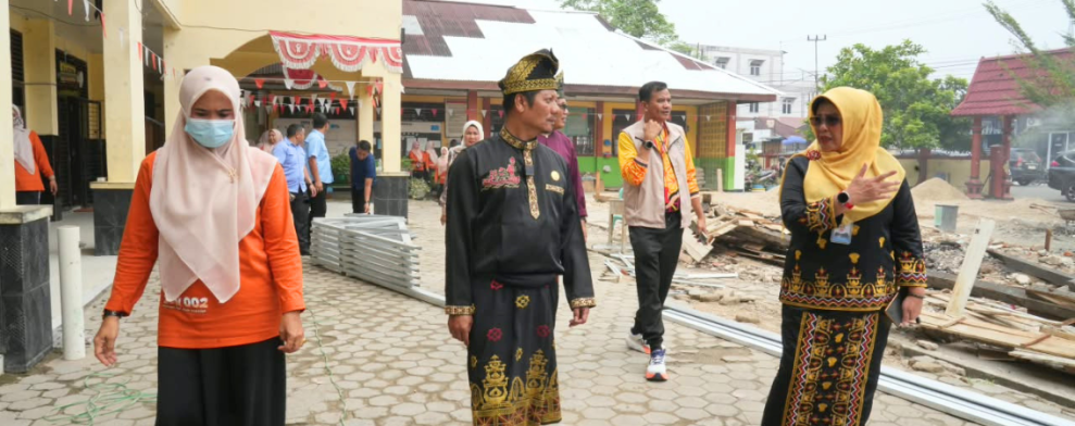 Tinjau SDN 002 Teluk Kuantan, H. Muklisin Perjuangkan Tambahan Revitalisasi Sekolah