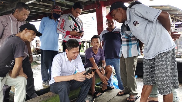 Nelayan Rohil Amankan Kapal Diduga Lakukan Illegal Fishing