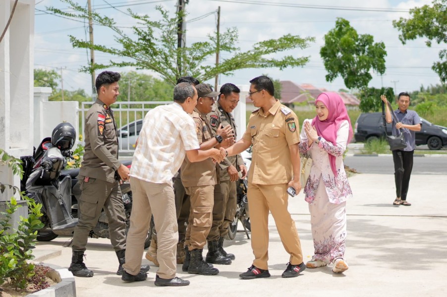 Wabup RohilnHadiri Silaturahmi Keluarga Besar BKPSDM