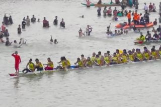 Bintang Emas Cahaya Intan Juara Pacu Jalur 2025