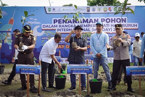 Gubri dan Kapolda Riau Kasih Kode Hijau di May Day: Pengusaha Wajib Peka