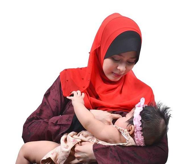 Bayi Mencret Saat Ibu Menyusui Puasa, Mitos atau Fakta?