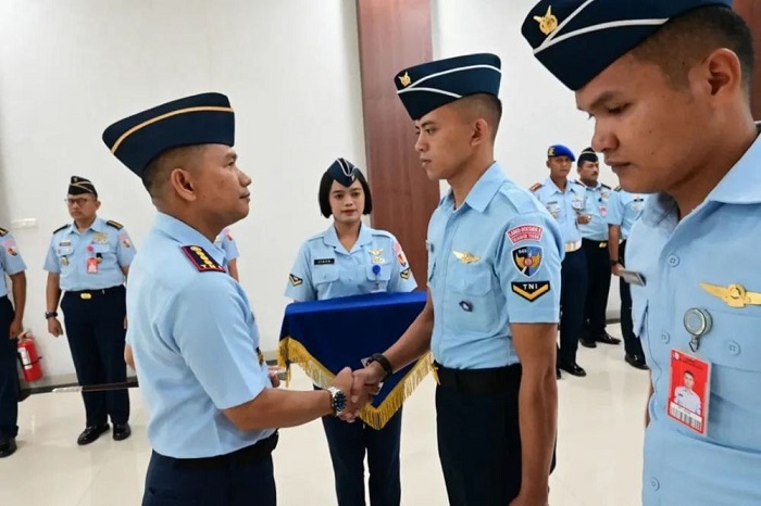 Lanud Roesmin Nurjadin  Cetak 20 Tekhnisi Pesawat Tempur