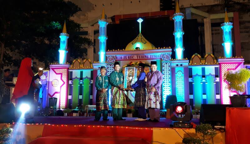 Tutup Tutup MTQ ke-IX Kecamatan Tebing Tinggi, Ini Harapan Bupati Irwan