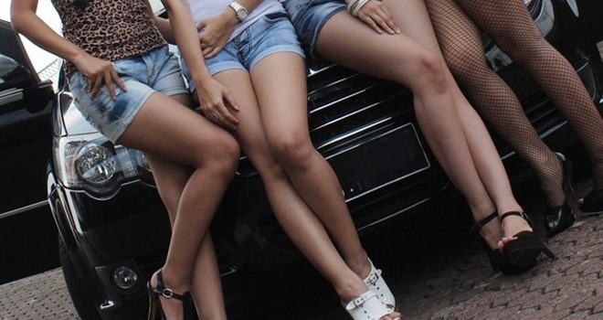 PARAH... SPG Cantik Diobral Rp 1 Juta untuk 3 Kali 'Nembak', Eh Baru Mulai Datang Polisi