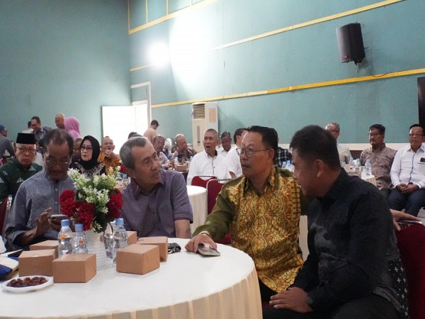 Bupati Kampar  HadiriSIlaturahmi  IKA APDN Pekanbaru Purna Bakti