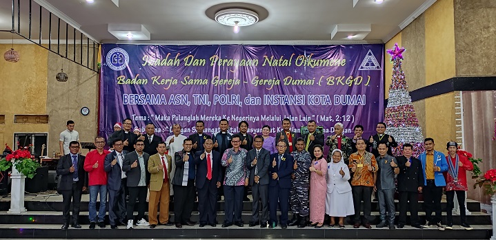 Perayaan Natal Oikumene, Sekda Ajak Umat Kristiani Untuk Selalu Menjaga Kondusifitas Kota Dumai