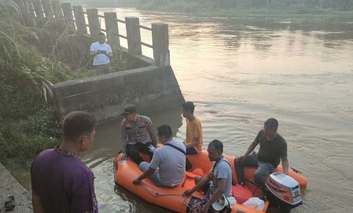 Bocah Tenggelam di Sungai Kampar Beberapa Hari Lalu Ditemukan Meninggal Dunia