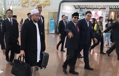 Ini Identitas 12 Orang yang Ikut Bersama Prabowo ke Brunei 