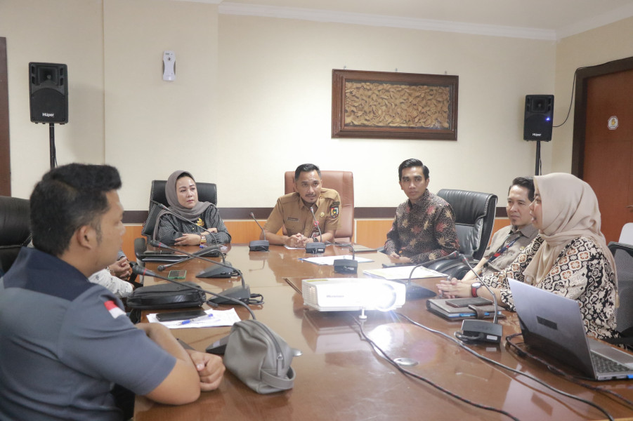 PPID Pekanbaru Terima Kunjungan KI Riau Terkait MonEv Tahap 1 Keterbukaan Informasi 2024