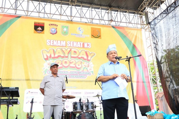 Plt Gubri Targetkan 85 Persen Pekerja Riau Terlindungi Jamsostek