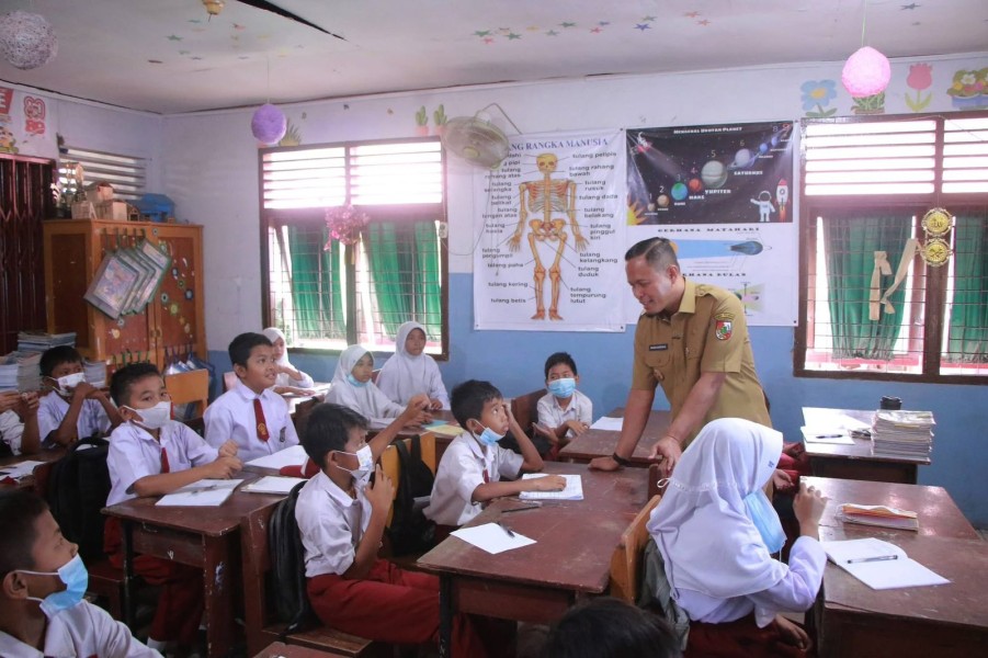 Wali Kota Pastikan Peserta Didik Kembali Belajar di Sekolah Hari Ini