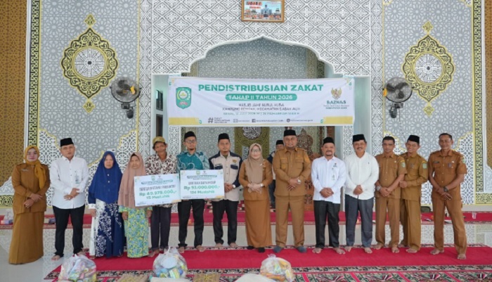 173 Mustahik di Sabak Auh Siak Terima Zakat Konsutif dan Usaha Baznas Senilai Rp142 Juta