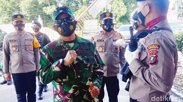Kapolda dan Pangdam Pantau Pintu Masuk Sumut-Riau  di Torgamba, Pemudik Masih Disuruh Putar Balik!