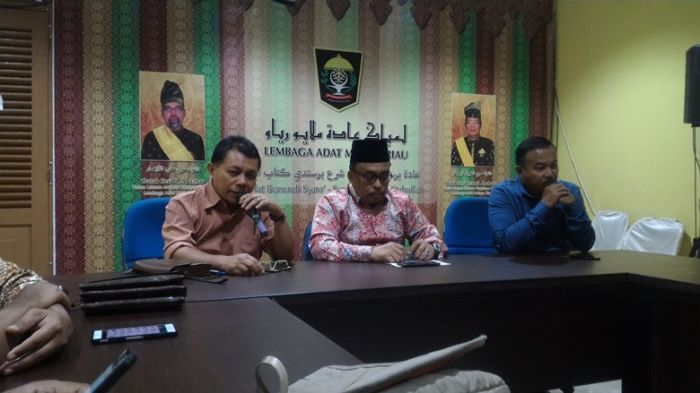 Ustadz Abdul Somad Tunjuk 4 Pengacara Tangani Ujaran Kebencian Joni Boyok
